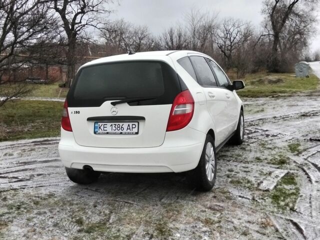 Белый Мерседес А класс, объемом двигателя 1.5 л и пробегом 250 тыс. км за 4600 $, фото 1 на Automoto.ua