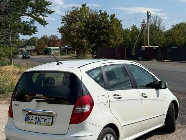 Білий Мерседес А клас, об'ємом двигуна 1.7 л та пробігом 191 тис. км за 6800 $, фото 9 на Automoto.ua