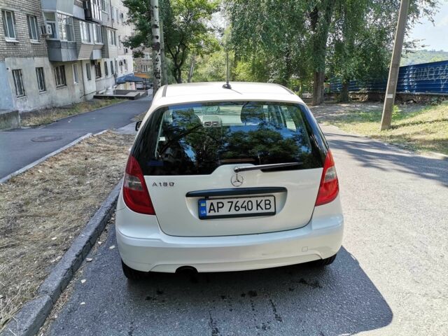 Білий Мерседес А клас, об'ємом двигуна 1.7 л та пробігом 91 тис. км за 8000 $, фото 1 на Automoto.ua