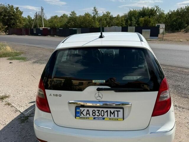 Білий Мерседес А клас, об'ємом двигуна 1.7 л та пробігом 191 тис. км за 6800 $, фото 2 на Automoto.ua