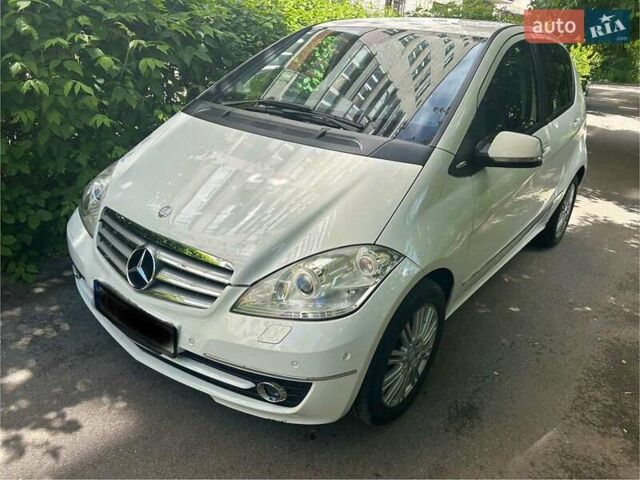 Белый Мерседес А класс, объемом двигателя 1.7 л и пробегом 87 тыс. км за 7700 $, фото 1 на Automoto.ua