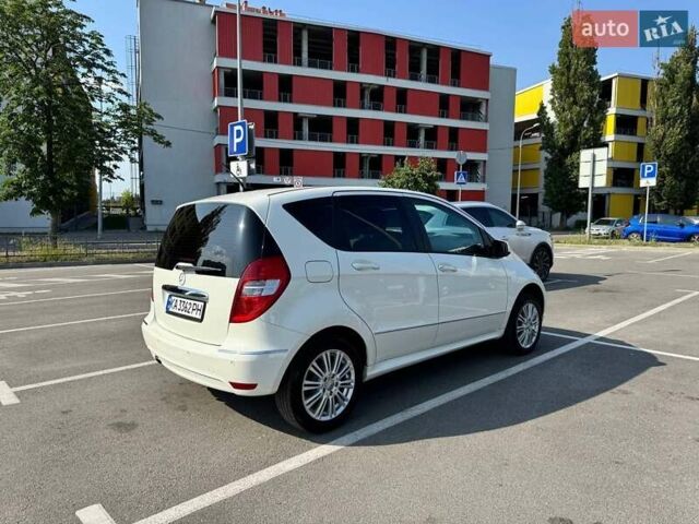 Білий Мерседес А клас, об'ємом двигуна 1.7 л та пробігом 91 тис. км за 8200 $, фото 8 на Automoto.ua