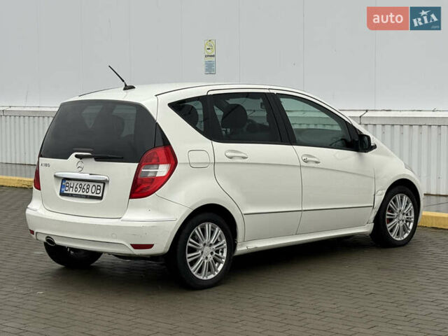 Белый Мерседес А класс, объемом двигателя 1.7 л и пробегом 152 тыс. км за 5500 $, фото 6 на Automoto.ua