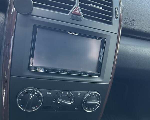 Белый Мерседес А класс, объемом двигателя 1.7 л и пробегом 87 тыс. км за 7700 $, фото 6 на Automoto.ua