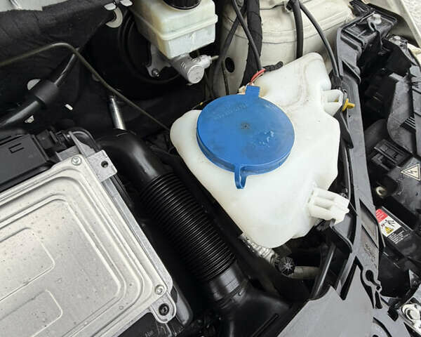 Белый Мерседес А класс, объемом двигателя 1.7 л и пробегом 58 тыс. км за 8800 $, фото 26 на Automoto.ua