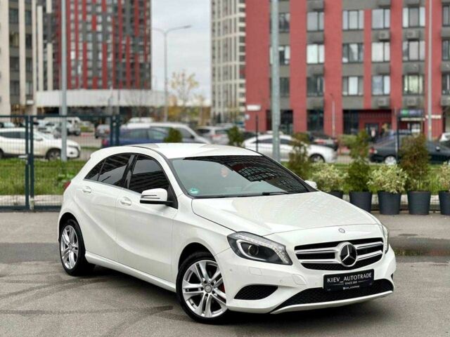 Білий Мерседес А клас, об'ємом двигуна 1.8 л та пробігом 131 тис. км за 12950 $, фото 5 на Automoto.ua