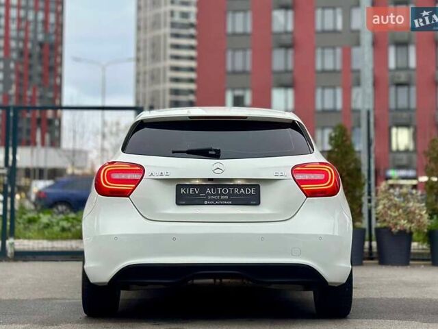 Білий Мерседес А клас, об'ємом двигуна 1.8 л та пробігом 131 тис. км за 12950 $, фото 8 на Automoto.ua