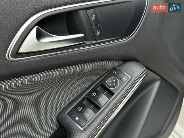 Білий Мерседес А клас, об'ємом двигуна 1.8 л та пробігом 131 тис. км за 12950 $, фото 31 на Automoto.ua