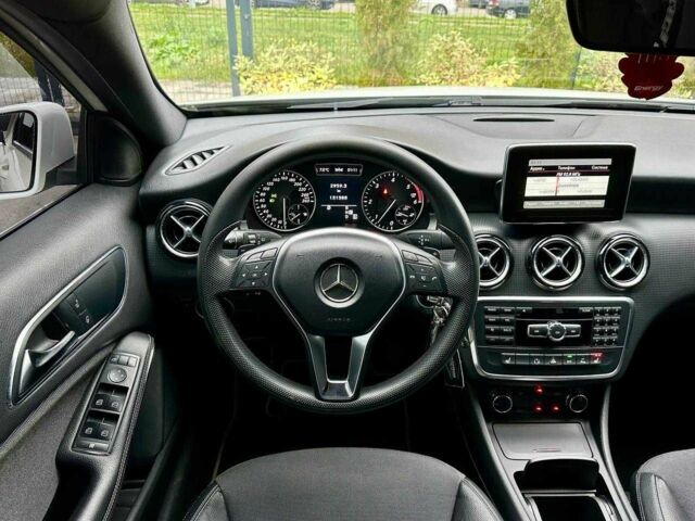 Білий Мерседес А клас, об'ємом двигуна 1.8 л та пробігом 131 тис. км за 12950 $, фото 9 на Automoto.ua