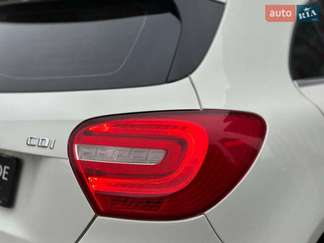 Білий Мерседес А клас, об'ємом двигуна 1.8 л та пробігом 131 тис. км за 12950 $, фото 13 на Automoto.ua