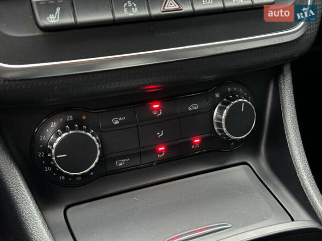 Білий Мерседес А клас, об'ємом двигуна 1.8 л та пробігом 131 тис. км за 12950 $, фото 23 на Automoto.ua