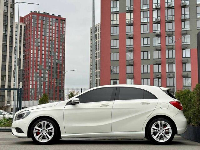 Білий Мерседес А клас, об'ємом двигуна 1.8 л та пробігом 131 тис. км за 12950 $, фото 4 на Automoto.ua