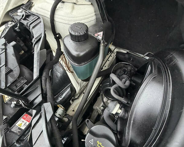 Белый Мерседес А класс, объемом двигателя 1.7 л и пробегом 58 тыс. км за 8800 $, фото 27 на Automoto.ua