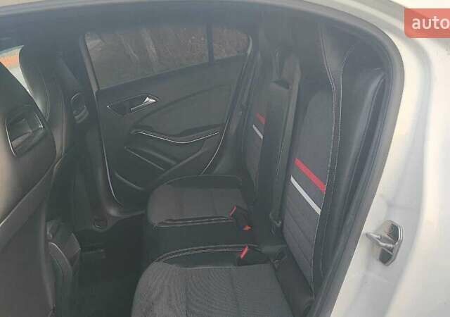 Белый Мерседес А класс, объемом двигателя 0 л и пробегом 167 тыс. км за 12500 $, фото 14 на Automoto.ua