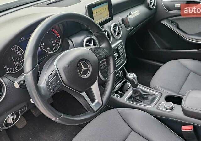 Белый Мерседес А класс, объемом двигателя 1.5 л и пробегом 167 тыс. км за 12500 $, фото 18 на Automoto.ua