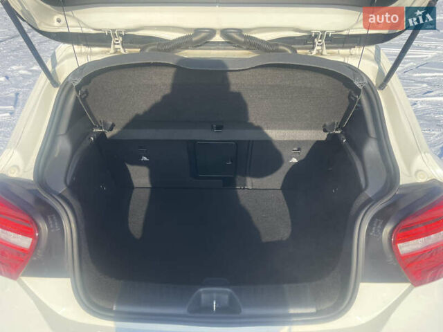 Белый Мерседес А класс, объемом двигателя 1.6 л и пробегом 94 тыс. км за 15900 $, фото 26 на Automoto.ua