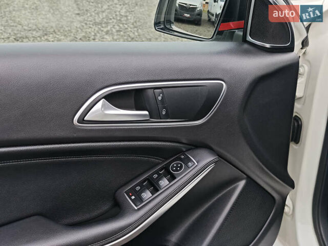 Белый Мерседес А класс, объемом двигателя 1.6 л и пробегом 197 тыс. км за 14499 $, фото 17 на Automoto.ua