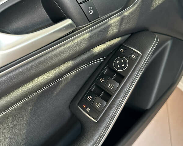 Белый Мерседес А класс, объемом двигателя 1.6 л и пробегом 145 тыс. км за 13500 $, фото 7 на Automoto.ua