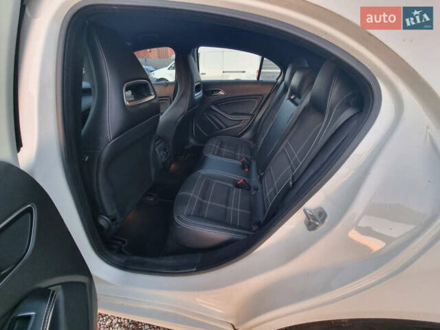 Білий Мерседес А клас, об'ємом двигуна 2.2 л та пробігом 160 тис. км за 16600 $, фото 13 на Automoto.ua