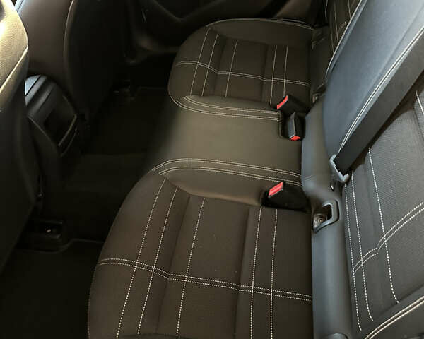 Белый Мерседес А класс, объемом двигателя 1.6 л и пробегом 145 тыс. км за 13500 $, фото 11 на Automoto.ua