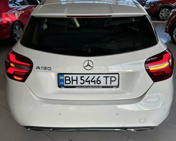 Белый Мерседес А класс, объемом двигателя 1.6 л и пробегом 145 тыс. км за 13500 $, фото 2 на Automoto.ua