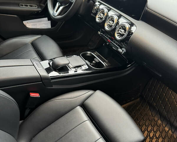 Белый Мерседес А класс, объемом двигателя 1.99 л и пробегом 70 тыс. км за 16666 $, фото 21 на Automoto.ua