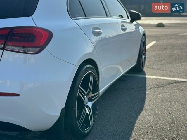 Белый Мерседес А класс, объемом двигателя 1.99 л и пробегом 73 тыс. км за 22700 $, фото 10 на Automoto.ua