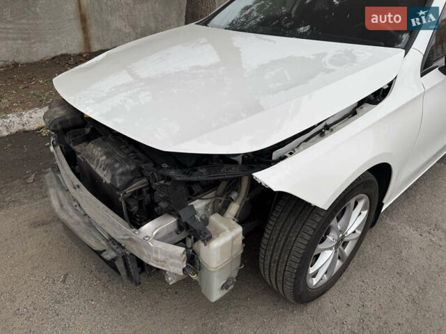 Белый Мерседес А класс, объемом двигателя 1.99 л и пробегом 70 тыс. км за 16666 $, фото 8 на Automoto.ua