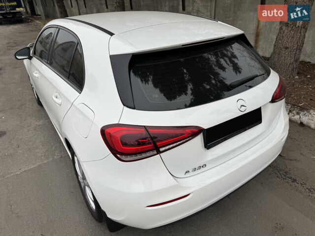 Белый Мерседес А класс, объемом двигателя 1.99 л и пробегом 70 тыс. км за 16666 $, фото 3 на Automoto.ua