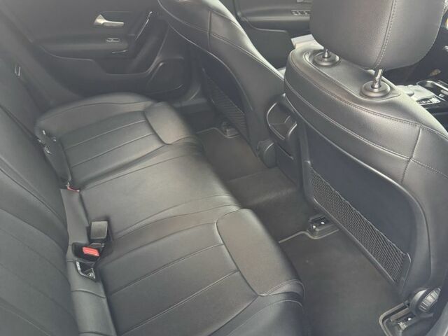 Білий Мерседес А клас, об'ємом двигуна 2 л та пробігом 70 тис. км за 381 $, фото 12 на Automoto.ua