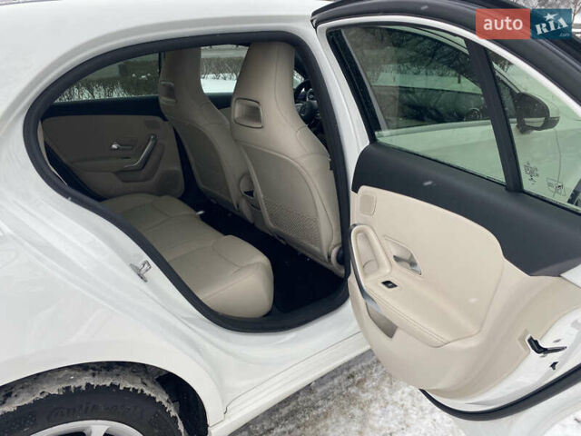 Білий Мерседес А клас, об'ємом двигуна 1.33 л та пробігом 123 тис. км за 21000 $, фото 6 на Automoto.ua