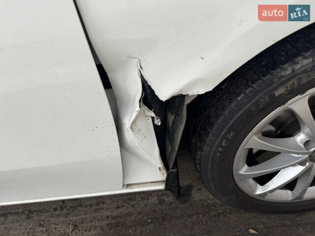 Белый Мерседес А класс, объемом двигателя 1.99 л и пробегом 70 тыс. км за 16666 $, фото 13 на Automoto.ua