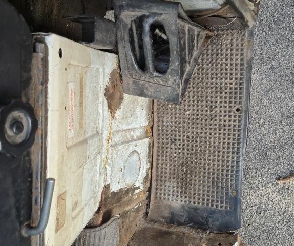 Мерседес А класс 1994 в Виннице на Automoto.ua Белый Мерседес А класс, объемом двигателя 2.3 л и пробегом 450 тыс. км за 3000 $, фото 6 на Automoto.ua