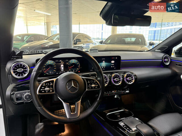 Мерседес А класс 2018 в Одессе на Automoto.ua Белый Мерседес А класс, объемом двигателя 1.99 л и пробегом 32 тыс. км за 33000 $, фото 27 на Automoto.ua