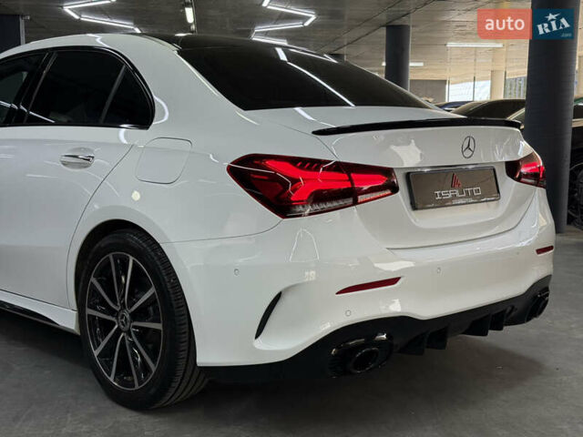 Мерседес А класс 2018 в Одессе на Automoto.ua Белый Мерседес А класс, объемом двигателя 1.99 л и пробегом 32 тыс. км за 33000 $, фото 12 на Automoto.ua