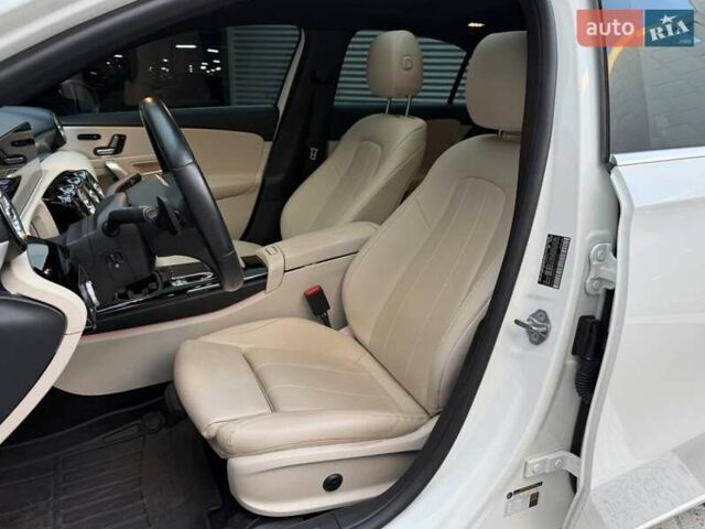 Белый Мерседес А класс, объемом двигателя 1.99 л и пробегом 42 тыс. км за 26990 $, фото 6 на Automoto.ua