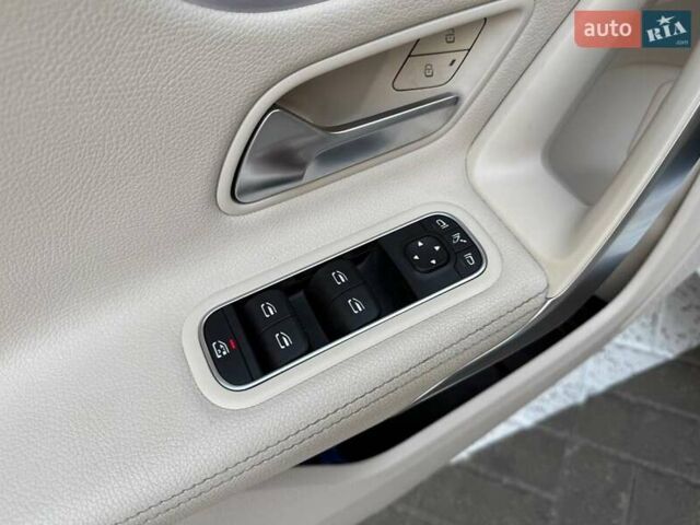 Белый Мерседес А класс, объемом двигателя 1.99 л и пробегом 42 тыс. км за 26990 $, фото 14 на Automoto.ua