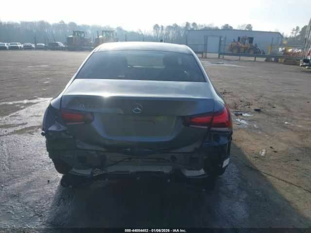 Белый Мерседес А класс, объемом двигателя 2 л и пробегом 45 тыс. км за 6500 $, фото 16 на Automoto.ua