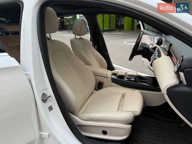 Белый Мерседес А класс, объемом двигателя 1.99 л и пробегом 42 тыс. км за 26990 $, фото 10 на Automoto.ua