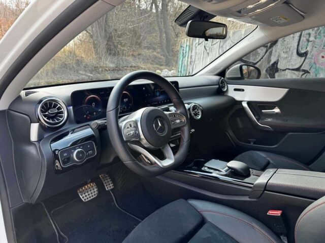 Белый Мерседес А класс, объемом двигателя 1.4 л и пробегом 18 тыс. км за 22000 $, фото 13 на Automoto.ua