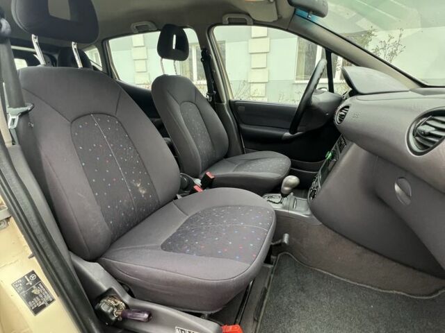 Бежевый Мерседес А класс, объемом двигателя 1.7 л и пробегом 310 тыс. км за 3599 $, фото 9 на Automoto.ua