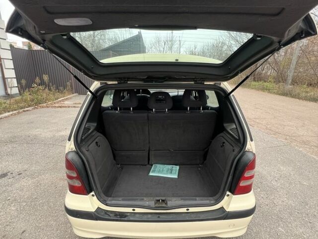 Бежевый Мерседес А класс, объемом двигателя 1.7 л и пробегом 310 тыс. км за 3599 $, фото 16 на Automoto.ua