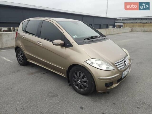 Бежевый Мерседес А класс, объемом двигателя 2 л и пробегом 184 тыс. км за 6000 $, фото 6 на Automoto.ua