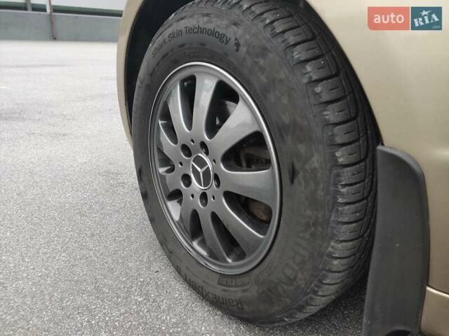 Бежевый Мерседес А класс, объемом двигателя 2 л и пробегом 184 тыс. км за 6000 $, фото 24 на Automoto.ua