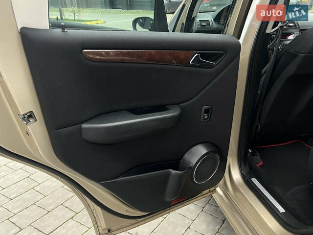 Мерседес А класс 2005 в Ивано-Франковске на Automoto.ua Бежевый Мерседес А класс, объемом двигателя 1.7 л и пробегом 253 тыс. км за 3999 $, фото 22 на Automoto.ua