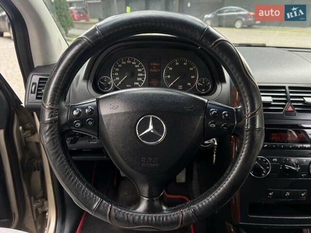 Бежевый Мерседес А класс, объемом двигателя 1.7 л и пробегом 254 тыс. км за 3450 $, фото 18 на Automoto.ua