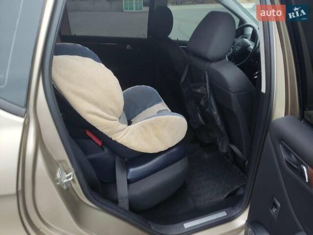 Бежевый Мерседес А класс, объемом двигателя 2 л и пробегом 184 тыс. км за 6000 $, фото 38 на Automoto.ua