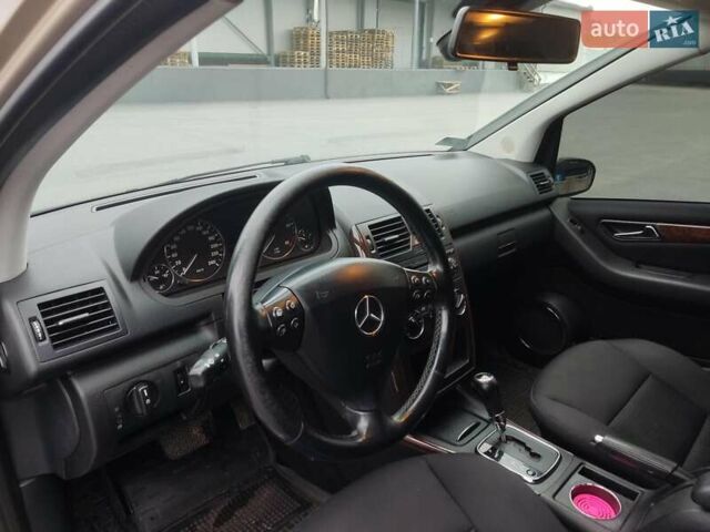 Бежевый Мерседес А класс, объемом двигателя 2 л и пробегом 184 тыс. км за 6000 $, фото 33 на Automoto.ua