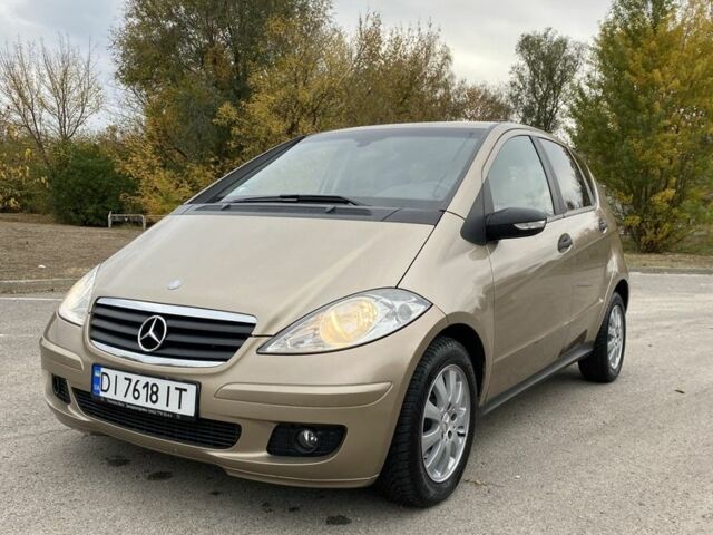 Мерседес А клас 2005 у Дніпро (Дніпропетровську) на Automoto.ua Бежевий Мерседес А клас, об'ємом двигуна 1.7 л та пробігом 119 тис. км за 6000 $, фото 1 на Automoto.ua