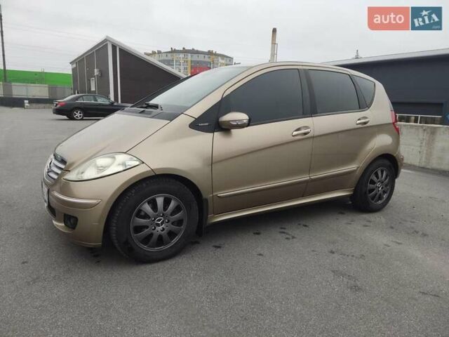 Бежевый Мерседес А класс, объемом двигателя 2 л и пробегом 184 тыс. км за 6000 $, фото 14 на Automoto.ua